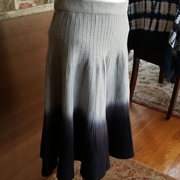 Carmen Mark Valvo ombre skirt size S - Picture 2 of 6